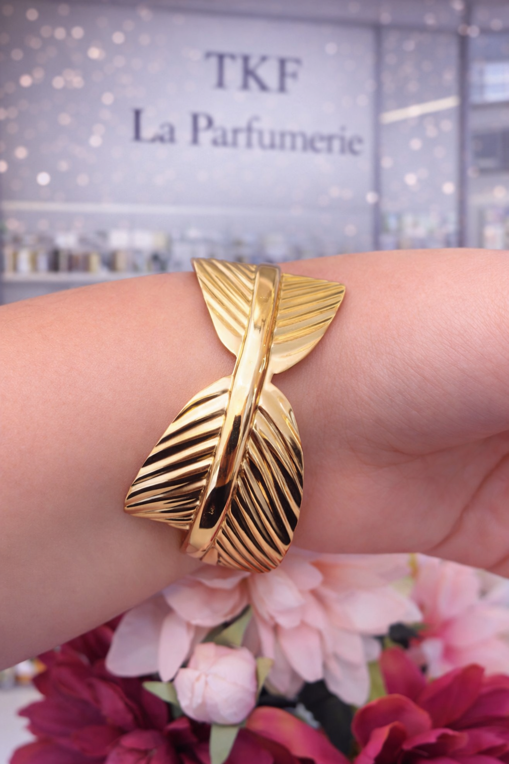 Bracelet Manchette Feuille Doré en Acier Inoxydable