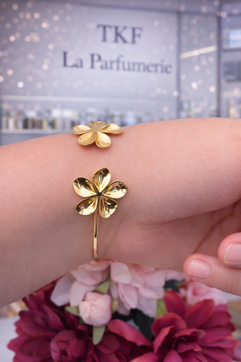 Bracelet Fleur Doré en Acier Inoxydable